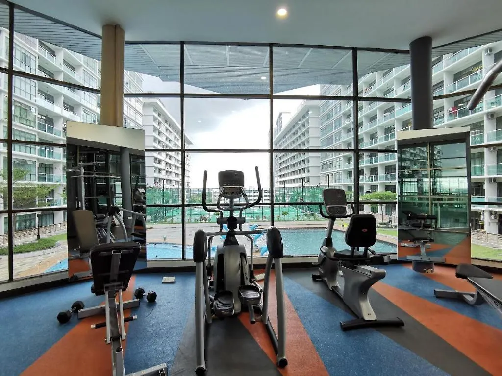 -Mount Austin Ikea, Aeon 10Mins -Pool View- B215 Apartment Johor Bahru